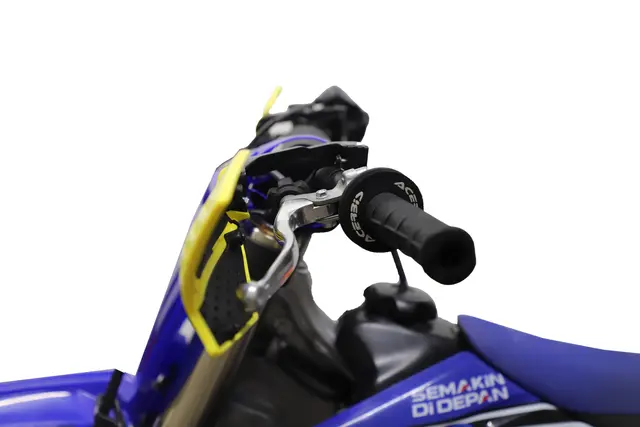 AC Handguards X-Ultimate Finnes i flere farger 