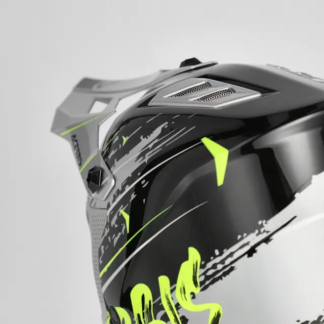 AC Helmets Profile Junior Finns i flera varianter 