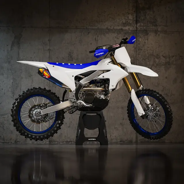 AC Plastic Full Kits Yam Yzf450 23 Finns i flera färger 