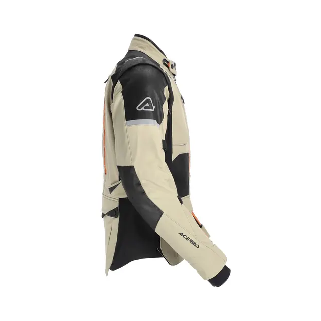 AC Jacket Rally Pro Finns i flera varianter 