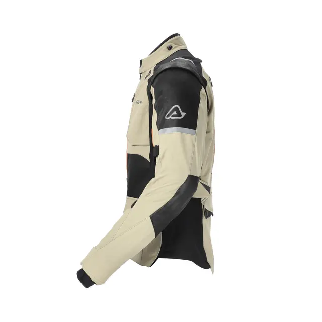 AC Jacket Rally Pro Finns i flera varianter 