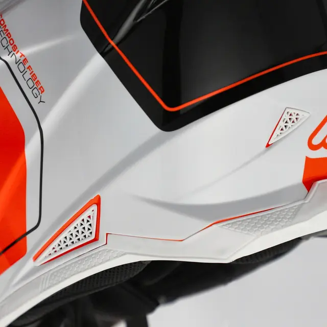AC Helmets T711 Finns i flera varianter 