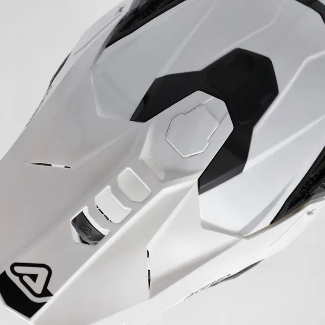 AC Helmet Airstrike-X Finns i flera varianter 