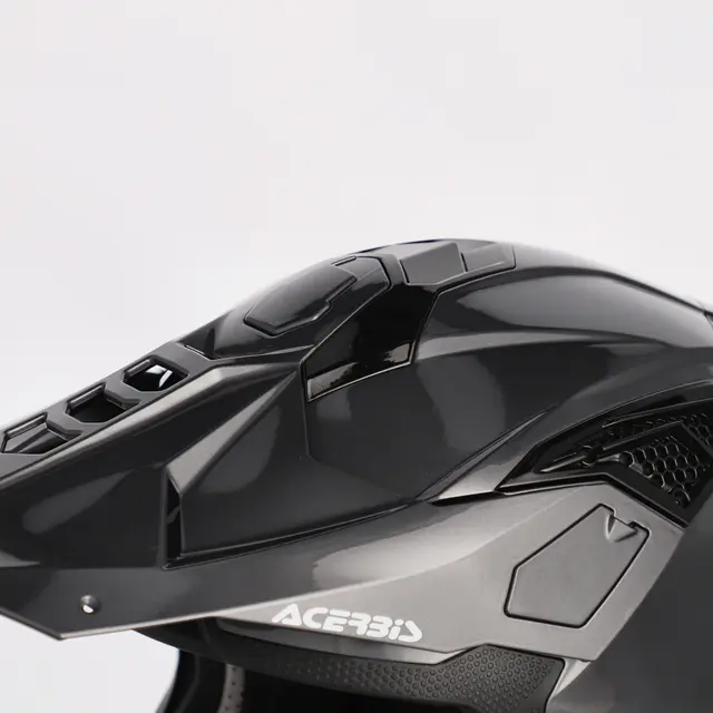 AC Helmet Airstrike-X Finns i flera varianter 