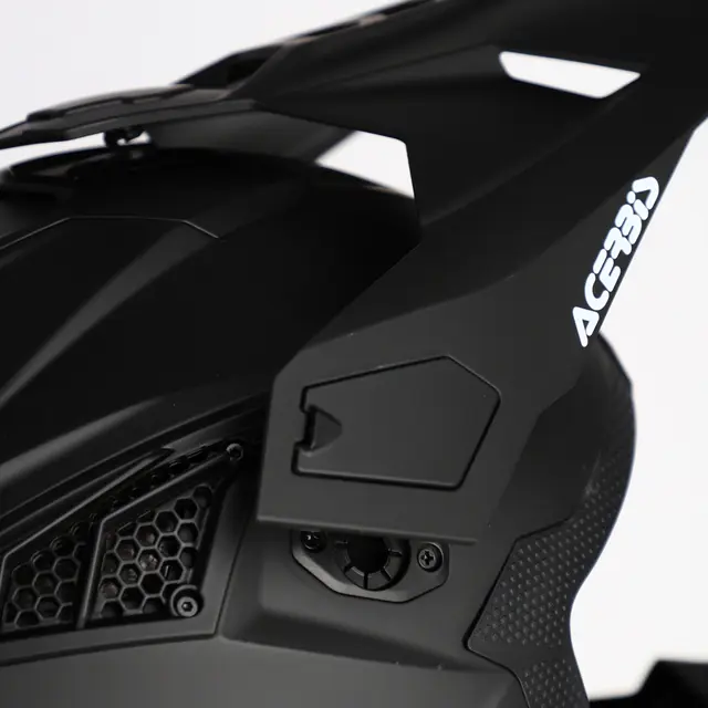 AC Helmet Airstrike-X Finns i flera varianter 