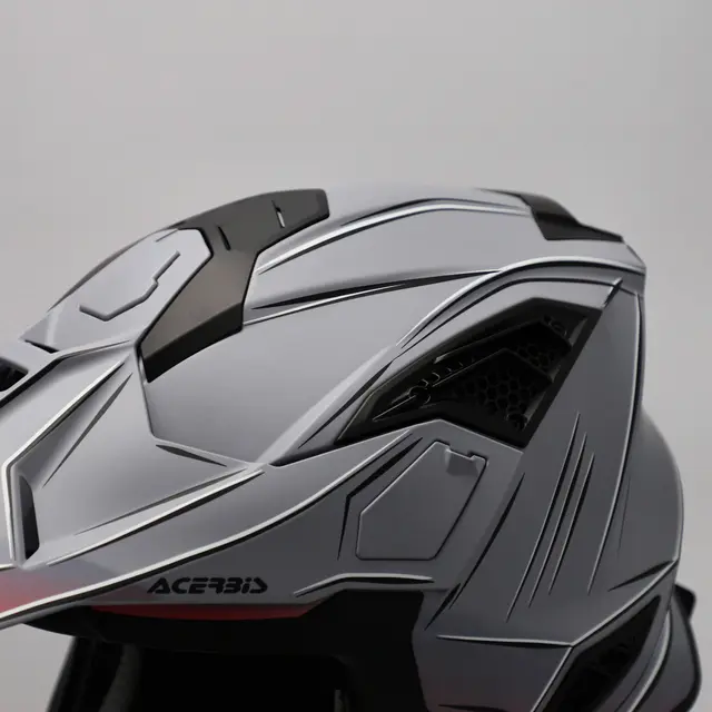 AC Helmet Airstrike-X Finnes i flere varianter 