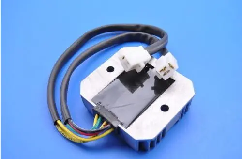 Arrowhead Regulator - Honda CX 500 80x108x28,2mm, Hull-avstand 75,5mm 