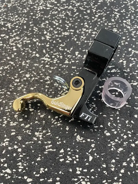 Goldfinger Hendel Komplett Passer GF som slutter på 21-22-23-25-26 