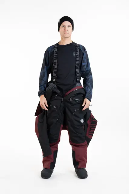 Jethwear - The One V2  Skall Black/Burgundy 