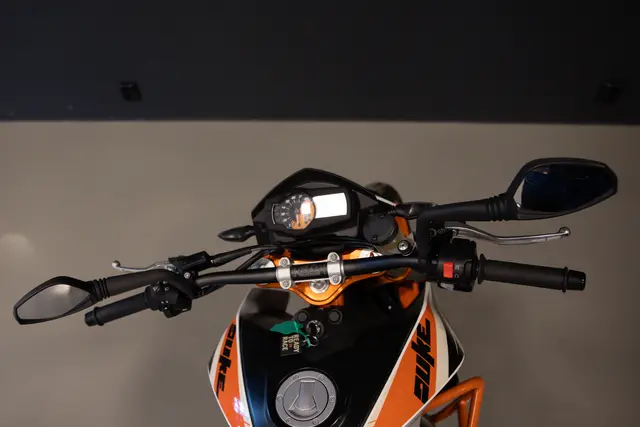 KTM 690 Duke R 32KW 2015 Km stand 26491 