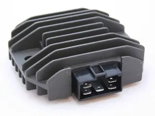 SledTech Voltregulator Yamaha Boltav.67 mm, Dimensjon D30xH85xB90 mm